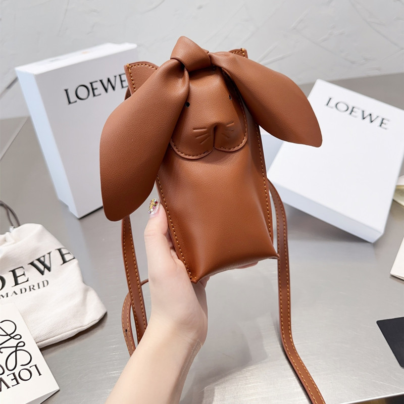 ロエベ スマホ ショルダー loewe バニー ポケット スマホポーチ  