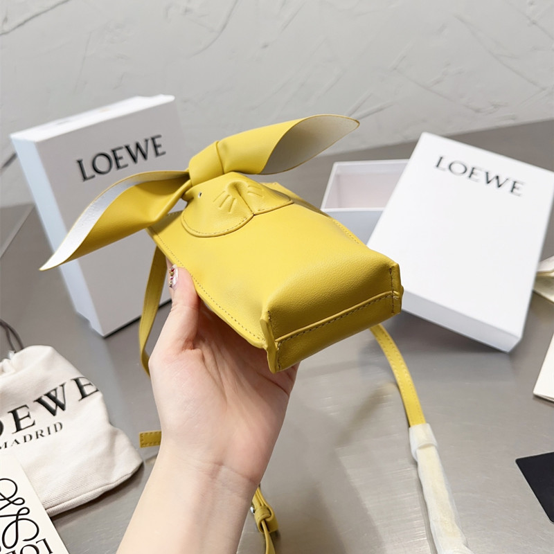 ロエベ スマホ ショルダー loewe バニー ポケット スマホポーチ 