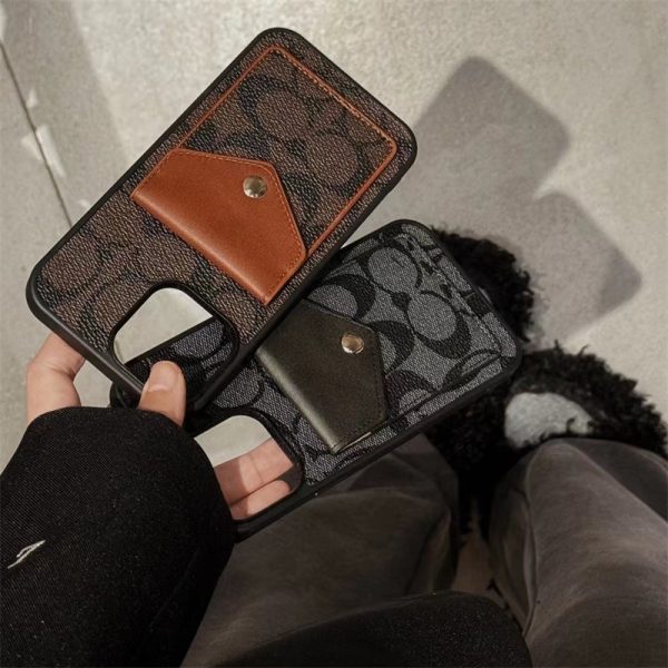 coach スマホケース iphone16/15pro コーチ iphone14/14plus ケース バイカラー iphone ケース カード 収納 ブランド iphone12/11 ケース 海外 セレブ かわいい - 画像 (7)