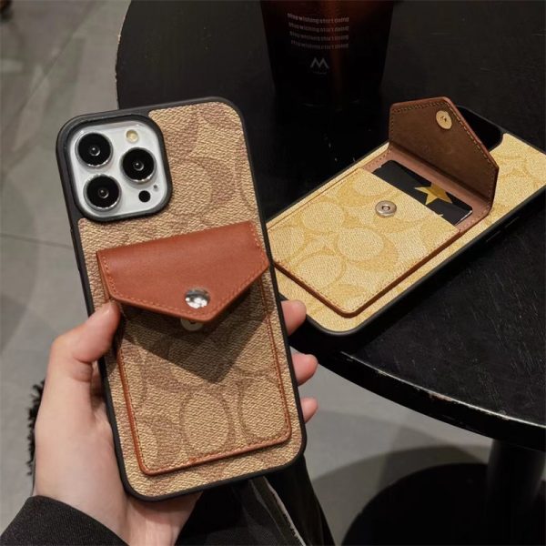 coach スマホケース iphone16/15pro コーチ iphone14/14plus ケース バイカラー iphone ケース カード 収納 ブランド iphone12/11 ケース 海外 セレブ かわいい