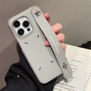 マルジェラ スマホケース iphone16/15pro margiela iphone ケース 