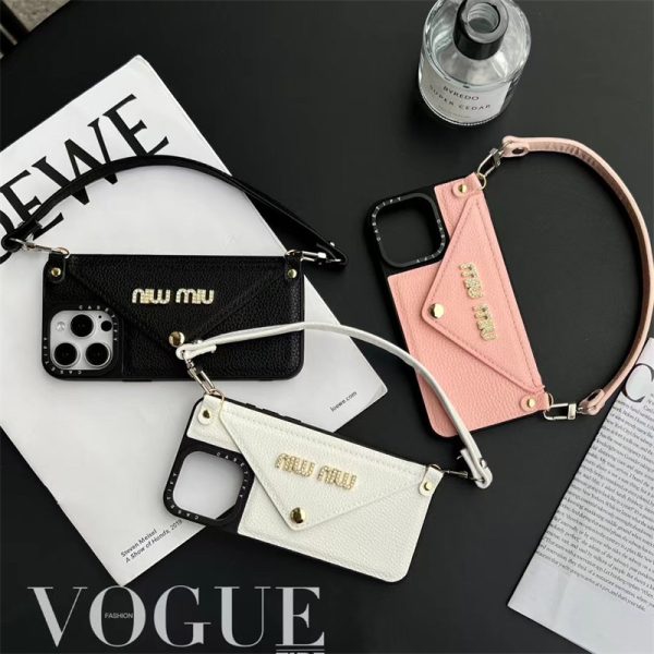 スマホケース miumiu コピー ミュウ ミュウ iphone16/15pro max ケース iphone14/13 ケース ストラップ ブランド iphoneケース 可愛い iphone12/11 ケース ピンク ブランド レディース