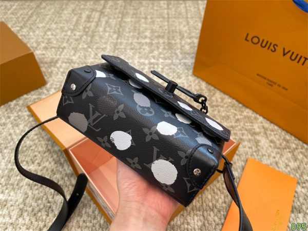 ヴィトン ポシェット ミニ バッグ ショルダー ブランド スマホショルダー ルイヴィトン メンズ バッグ 小さめ スマホポーチ ハイブランド クロス ボディ バッグ - 画像 (7)