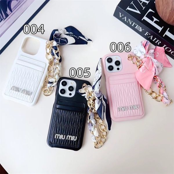 miumiu スマホケース iphone16/15ケース ブランド レディース ミュウ ミュウ アイ フォン14/14プロ ケース iphone13/12 ケース カード 収納 iphoneケース チェーン 付き - 画像 (9)