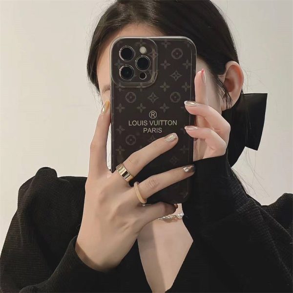 ルイヴィトン スマホケース iphone16/16pro max ヴィトン 携帯ケース コピー iphone15/15pro ケース ブランド おしゃれ iphone14/13/12 ケース メンズ ハイ ブランド - 画像 (3)