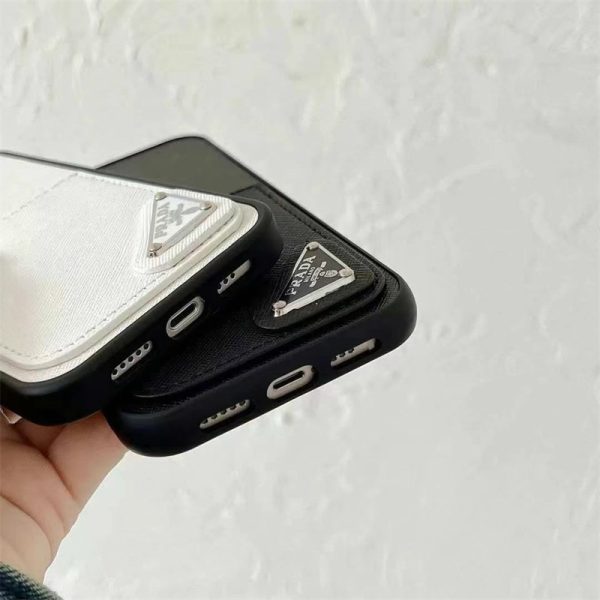 プラダ アイ フォン 16/16プロ ケース 背面収納 prada スマホケース コピー iphone15/14ケース ハイブランド iphoneケース カード収納 おしゃれ iphone13/12/11 ケース メンズ 人気 - 画像 (6)