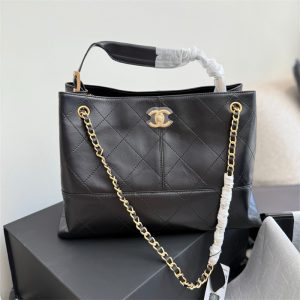 Alternative view of シャネル ショッピング トート chanel トート バッグ チェーン ショルダー バッグ ハイ ブランド 女性 バッグ 人気 40 代 カジュアル ブランド 仕事 用 バッグ 女性 ブランド